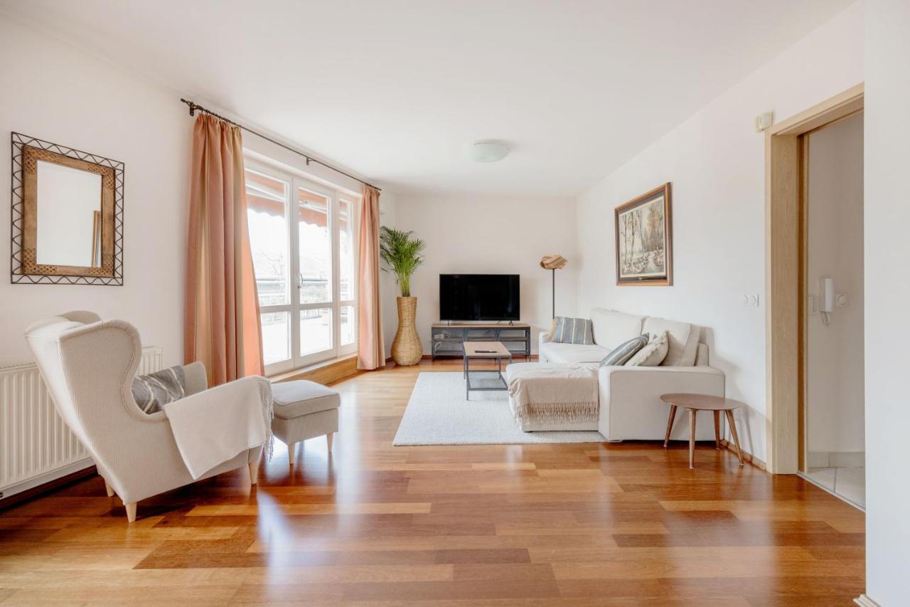 Bright And Spacious Penthouse W/ Terrace & Parking Budapeste Exterior foto