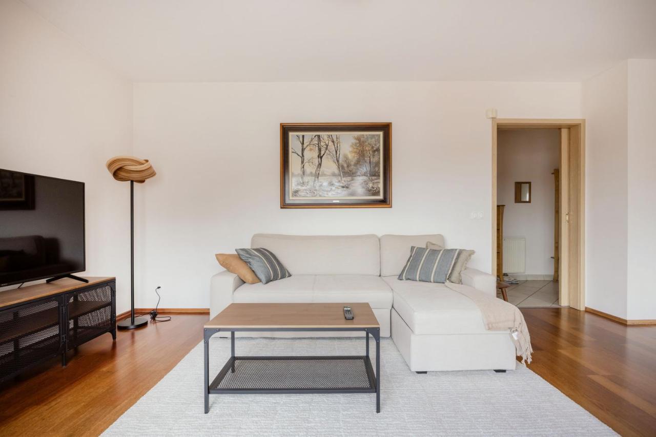 Bright And Spacious Penthouse W/ Terrace & Parking Budapeste Exterior foto
